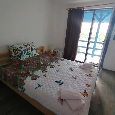 بيت ضيافة Pensiunea Stuf-est سفنتو جيورجي